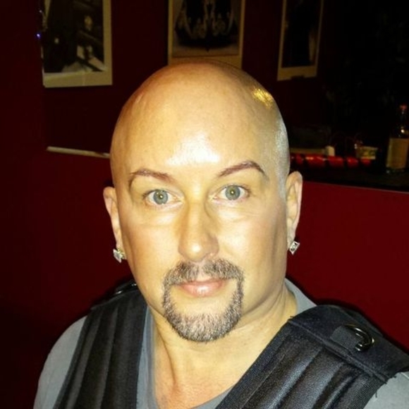 Meet your Posher, Tim - Picture 1 of 5